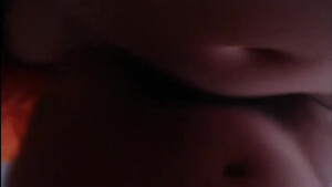 Китайская модель делает минет на камеру