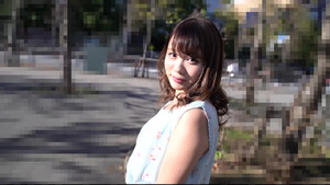 Смазливая азиаточка поебалась с тремя мужиками и не пожалела