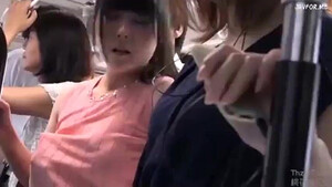 Порно сборник секса, где японских девушек насилуют в общественном автобусе
